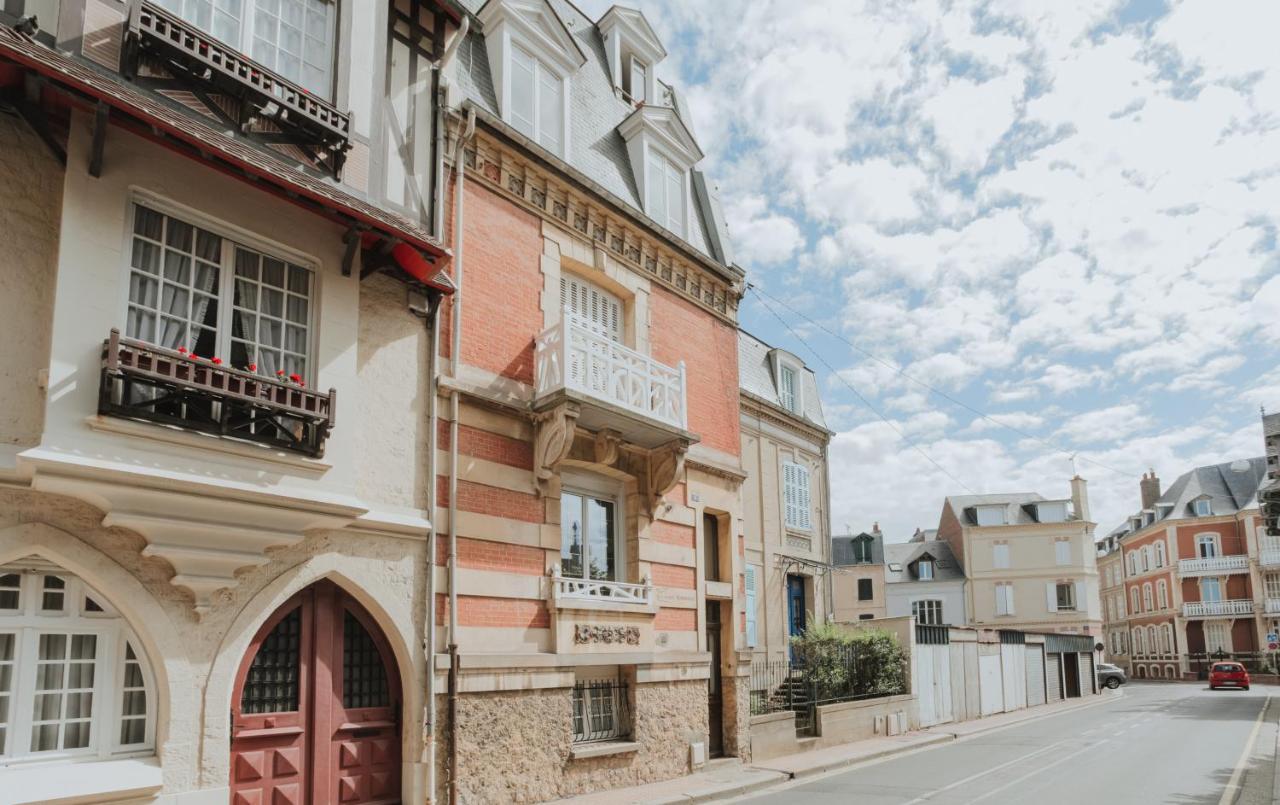 30 Metres De La Plage Et Des Planches. Tout A Pied ! Trouville-sur-Mer Exterior foto